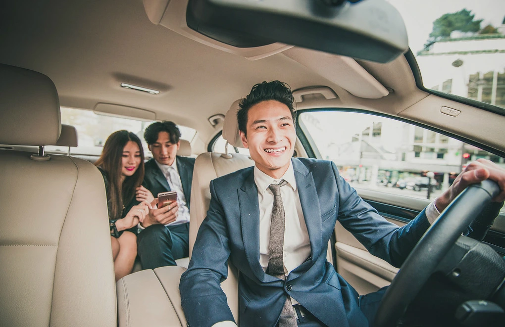 Chauffeur Service Southam Airport Specialist